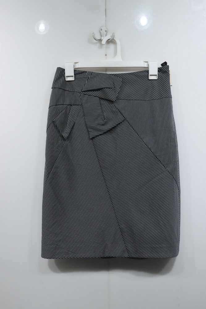 Falda Talla 4