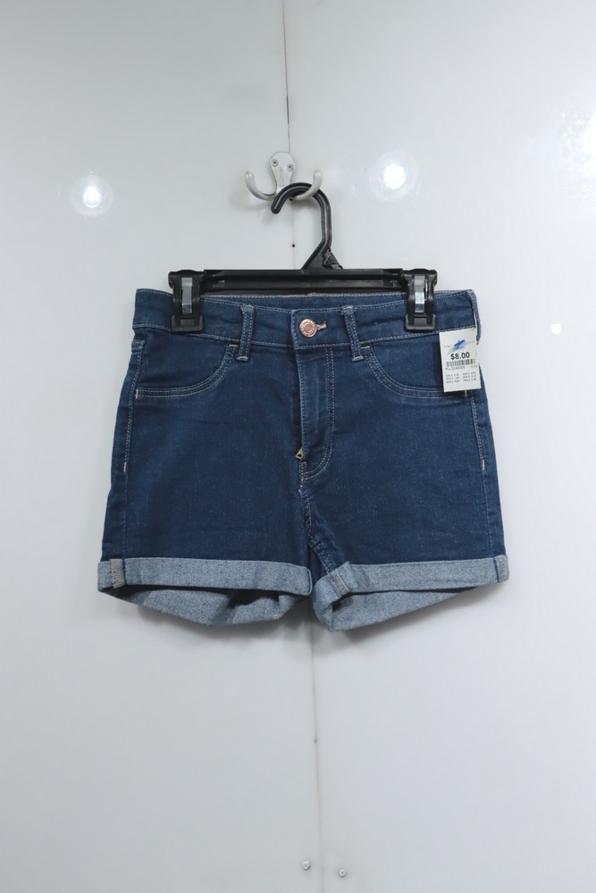 Short Talla 8