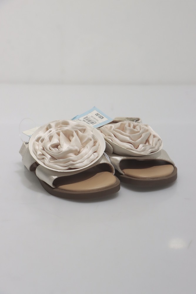 Niña Talla 8(16 CM)